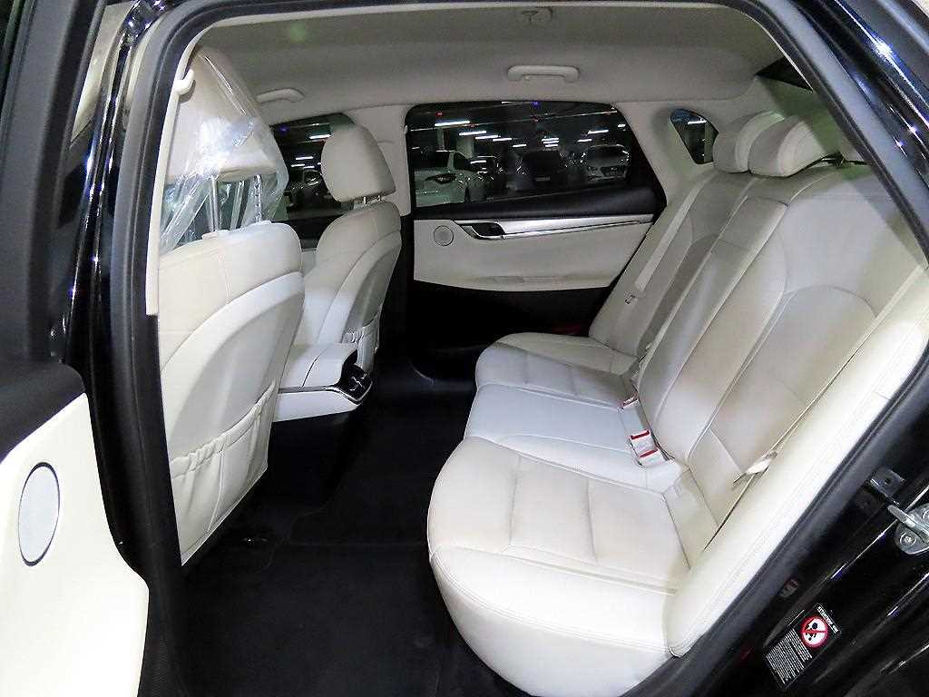HYUNDAI Grandeur - Vista 7