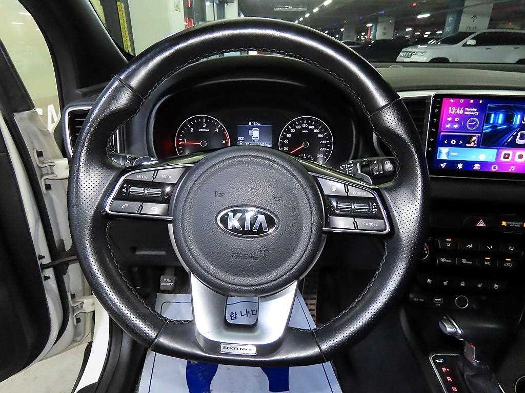 KIA Sportage - Vista 8