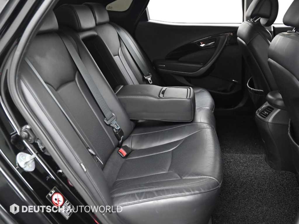 HYUNDAI Grandeur - Vista 12