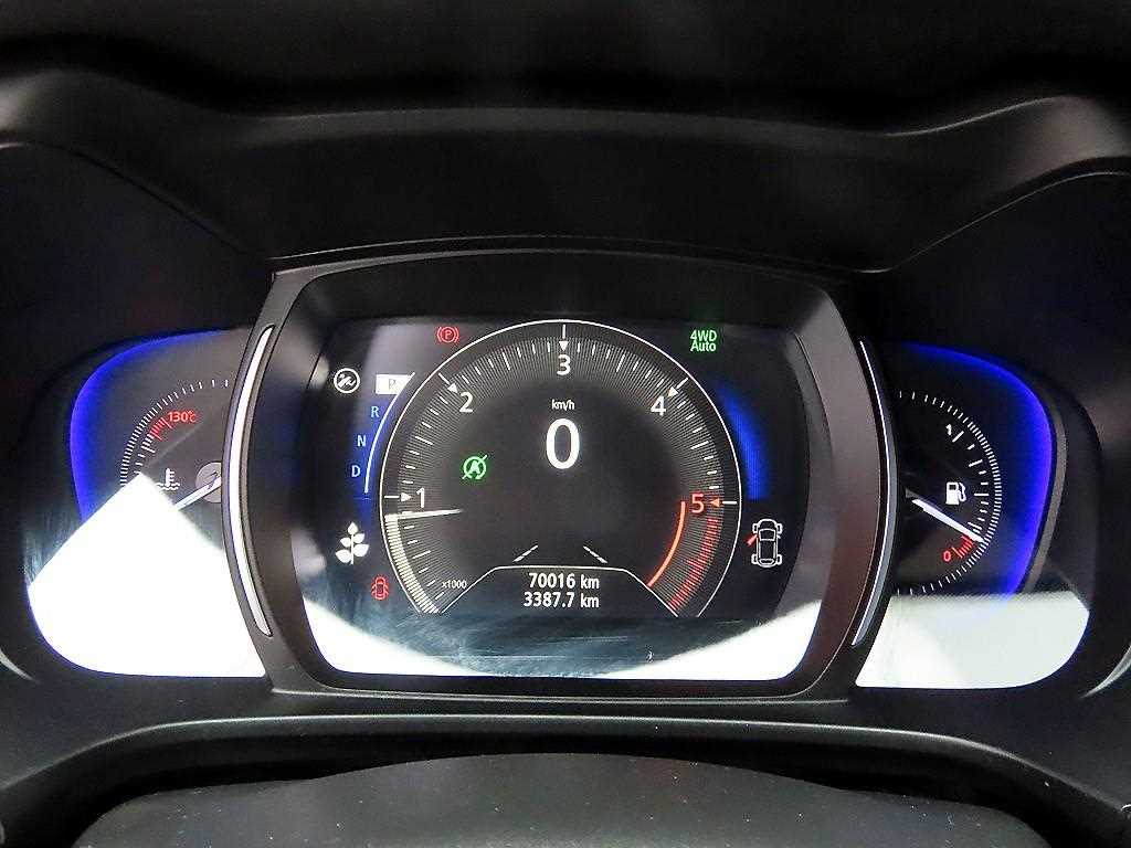 SAMSUNG QM6 - Vista 9