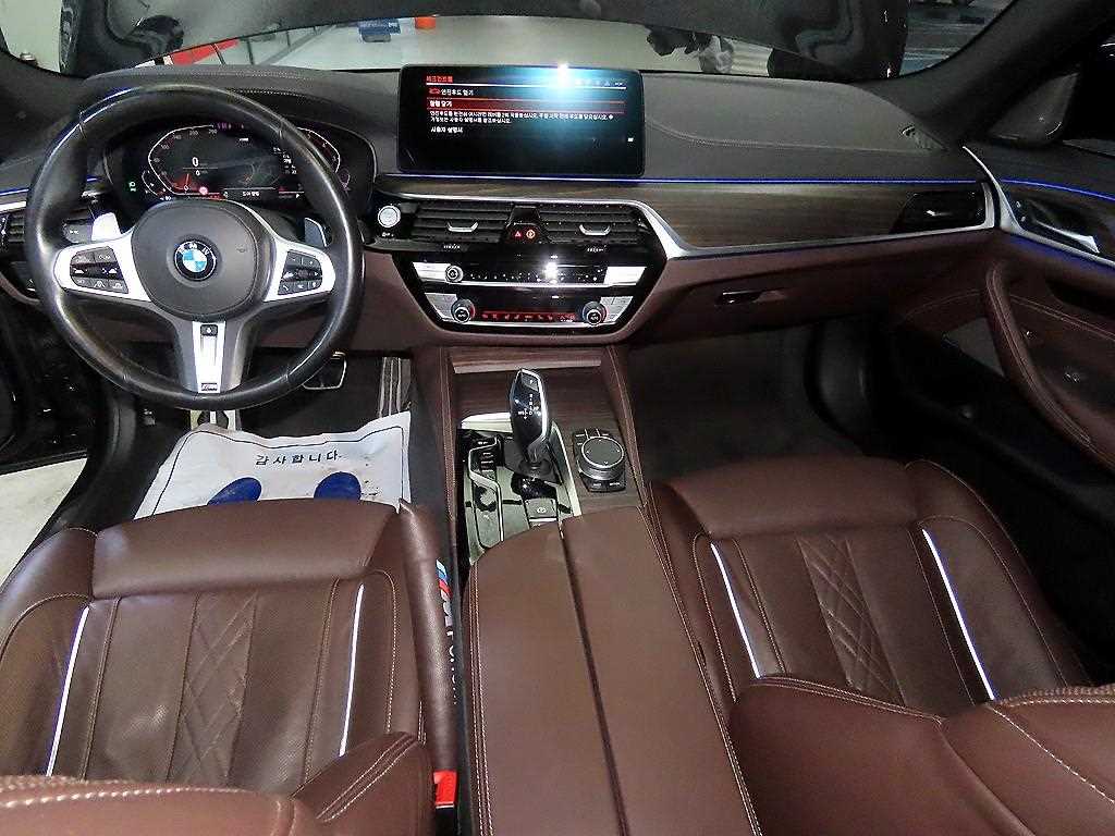 BMW 5 Series - Vista 10