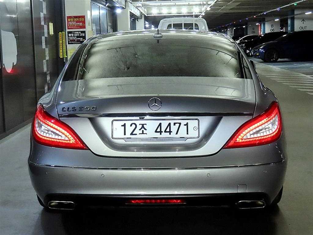 Mercedes Benz CLS Class - Vista 3