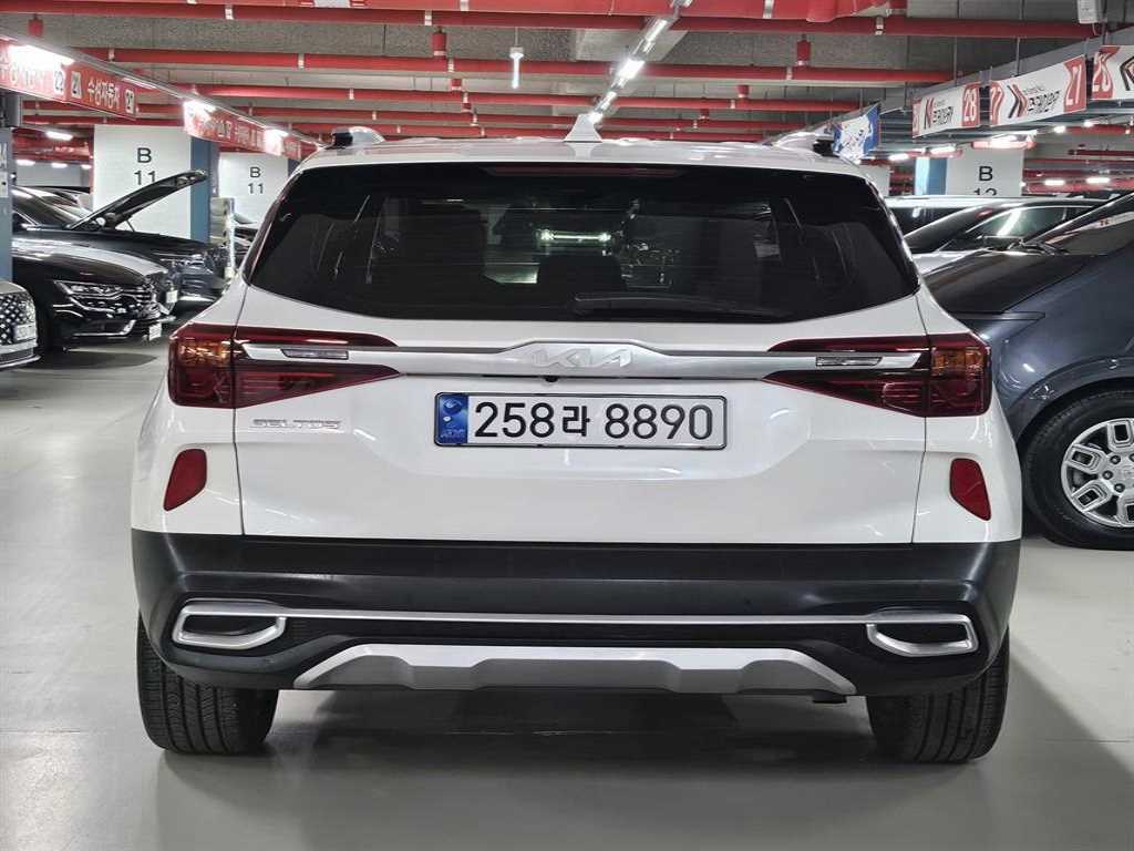 KIA Seltos - Vista 5
