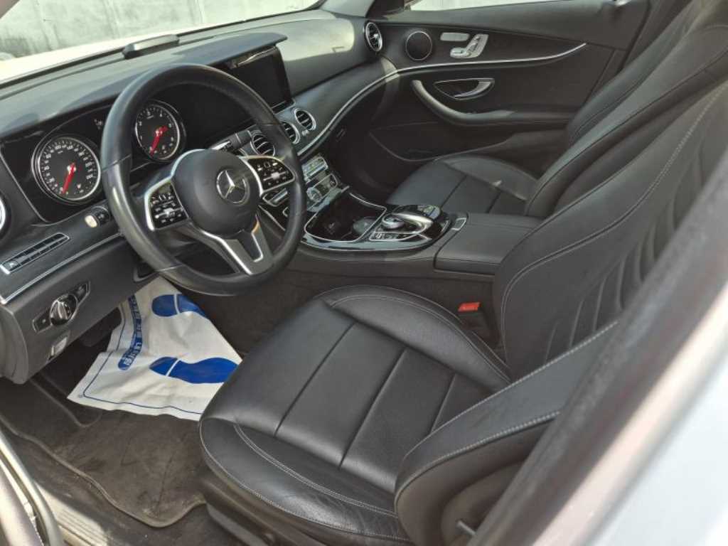 Mercedes Benz E class 2019 Blanco - Importación desde Corea - HF Imports Iquique - Foto 19