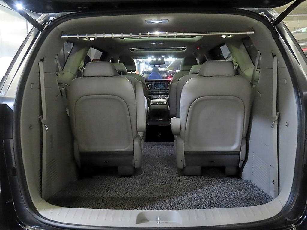 KIA Carnival 2020 Gris - Importación desde Corea - HF Imports Iquique - Foto 16
