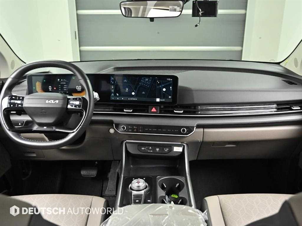 KIA Carnival - Vista 7