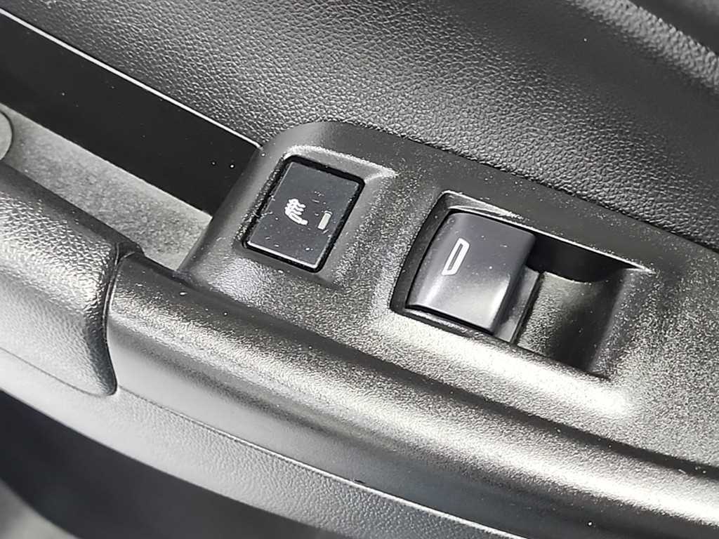 Chevrolet Trail Blazer 2021 Blanco - Importación desde Corea - HF Imports Iquique - Foto 13