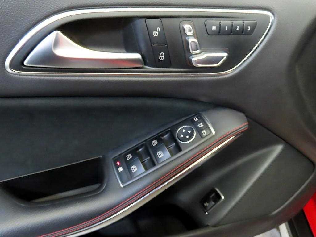 Mercedes Benz GLA Class 2019 Rojo - Importación desde Corea - HF Imports Iquique - Foto 16