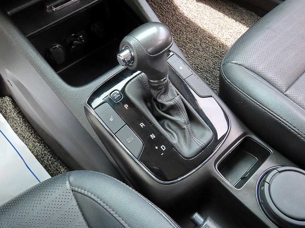 KIA K3 - Vista 10