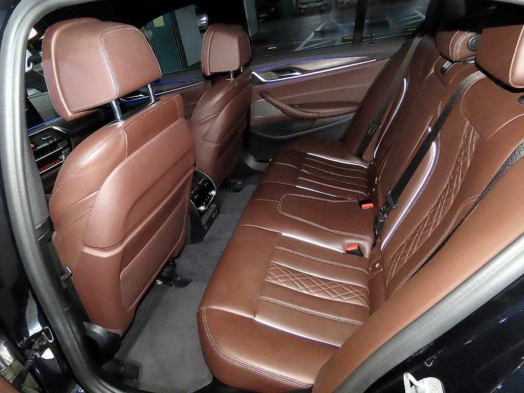 BMW 5 Series - Vista 7