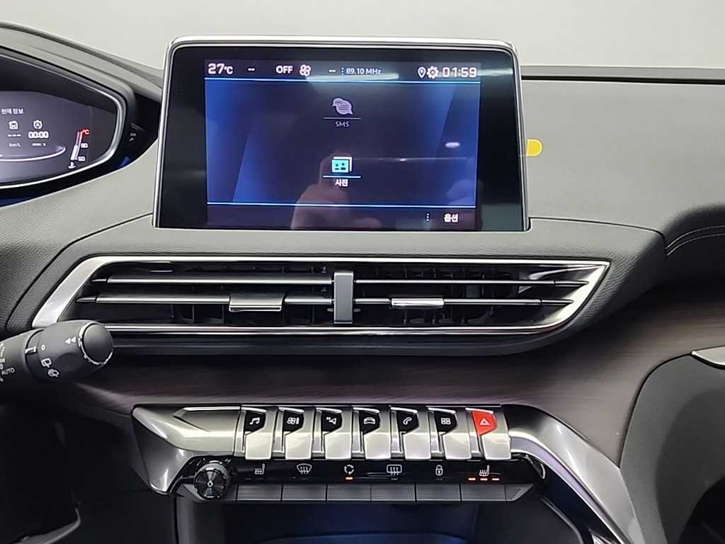 Peugeot 5008 - Vista 10