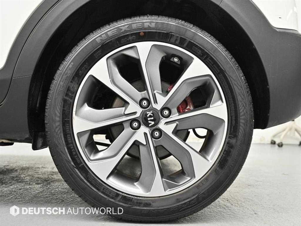 KIA Stonic - Vista 5