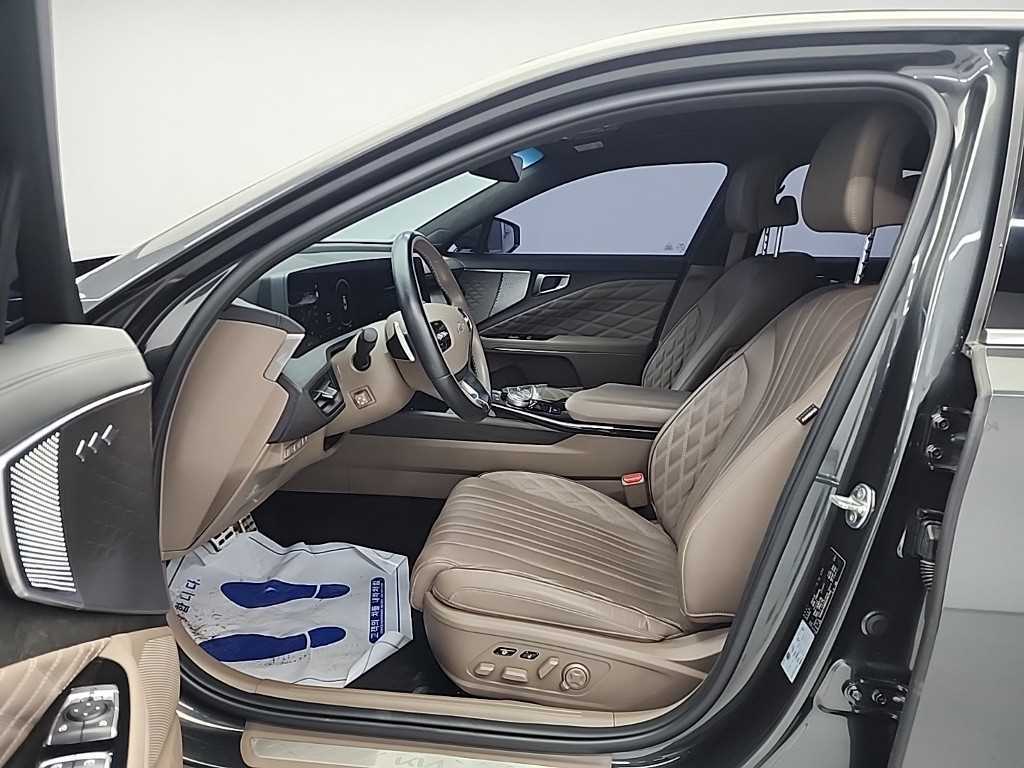 KIA K8 - Vista 11