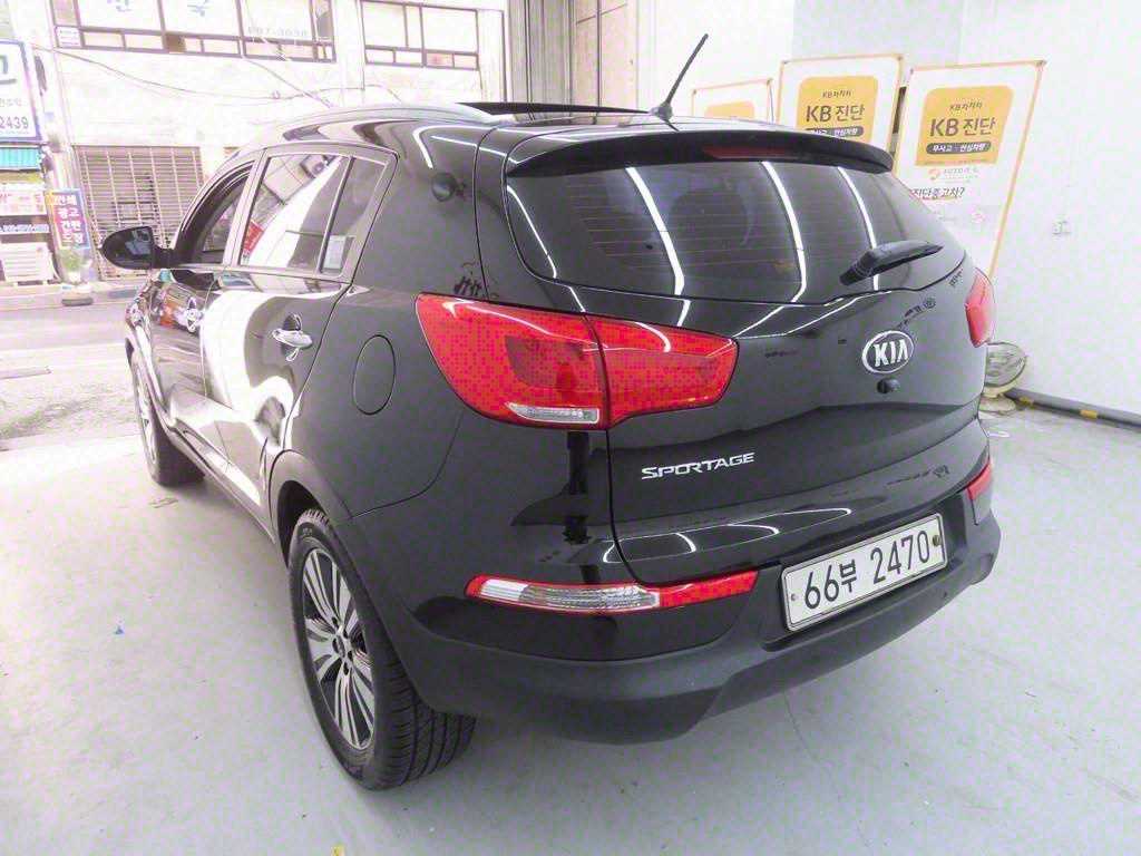 KIA Sportage - Vista 4