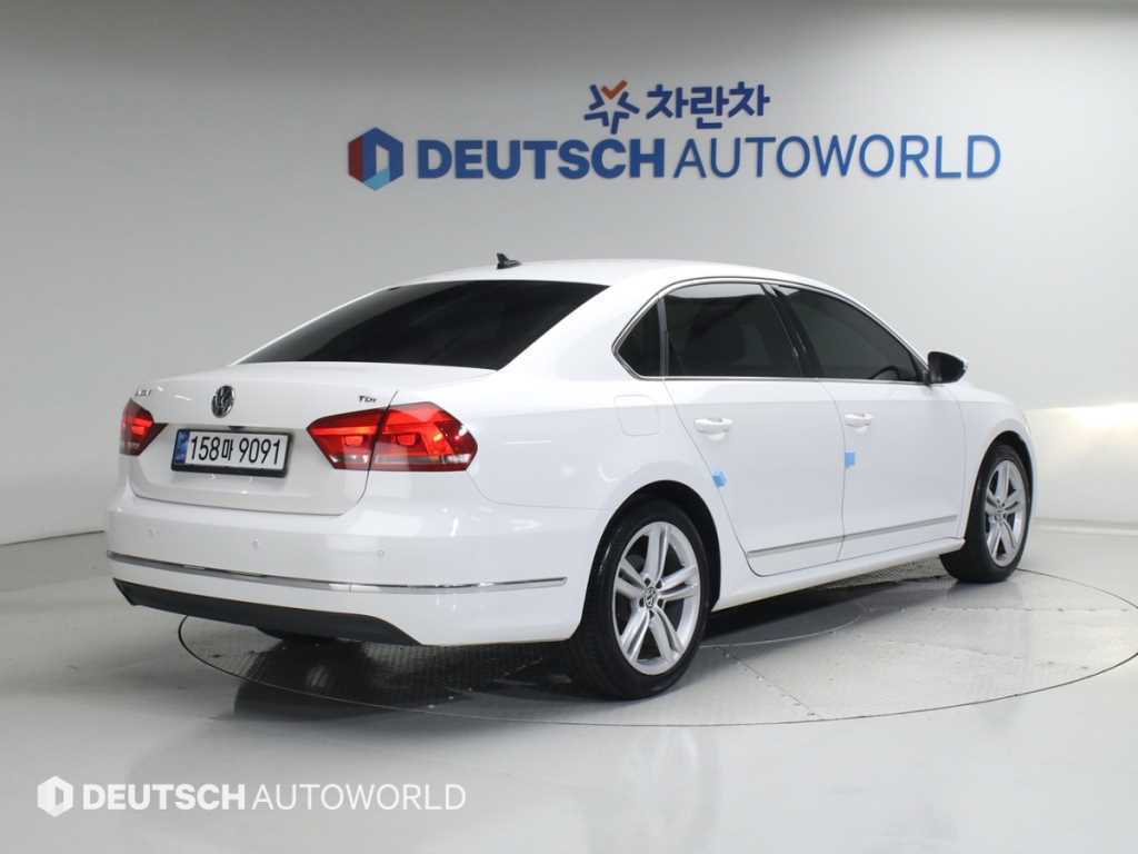 Volkswagen Passat - Vista 2