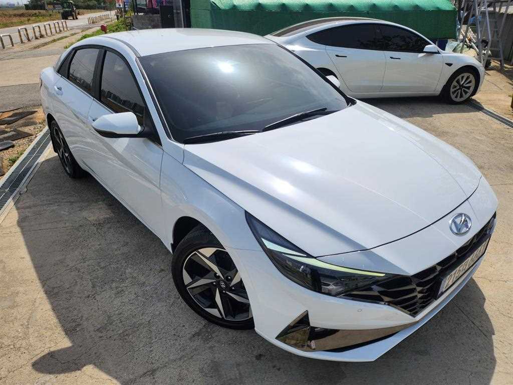 HYUNDAI Avante 2023 Blanco - Importación desde Corea - HF Imports Iquique - Foto 17
