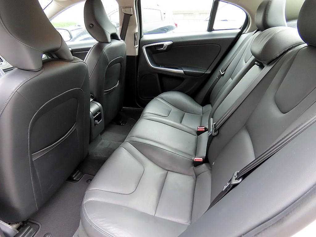 Volvo S60 - Vista 6