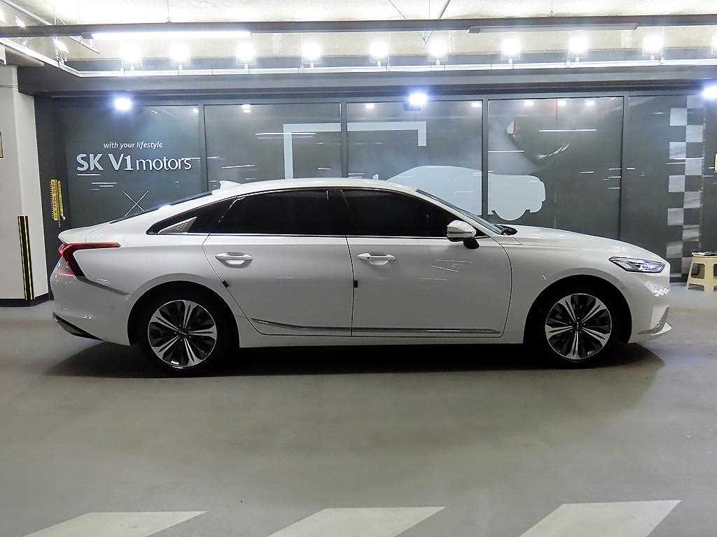 KIA K8 - Vista 3
