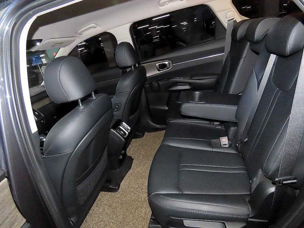 KIA Sorento - Vista 7