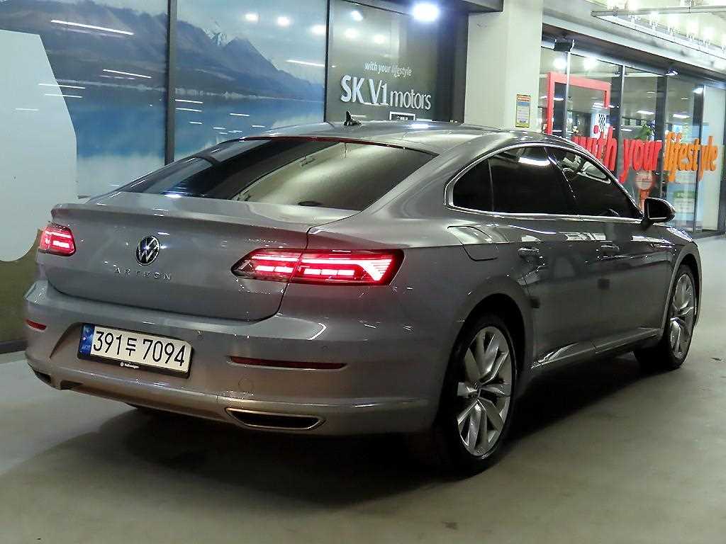 Volkswagen Arteon - Vista 4
