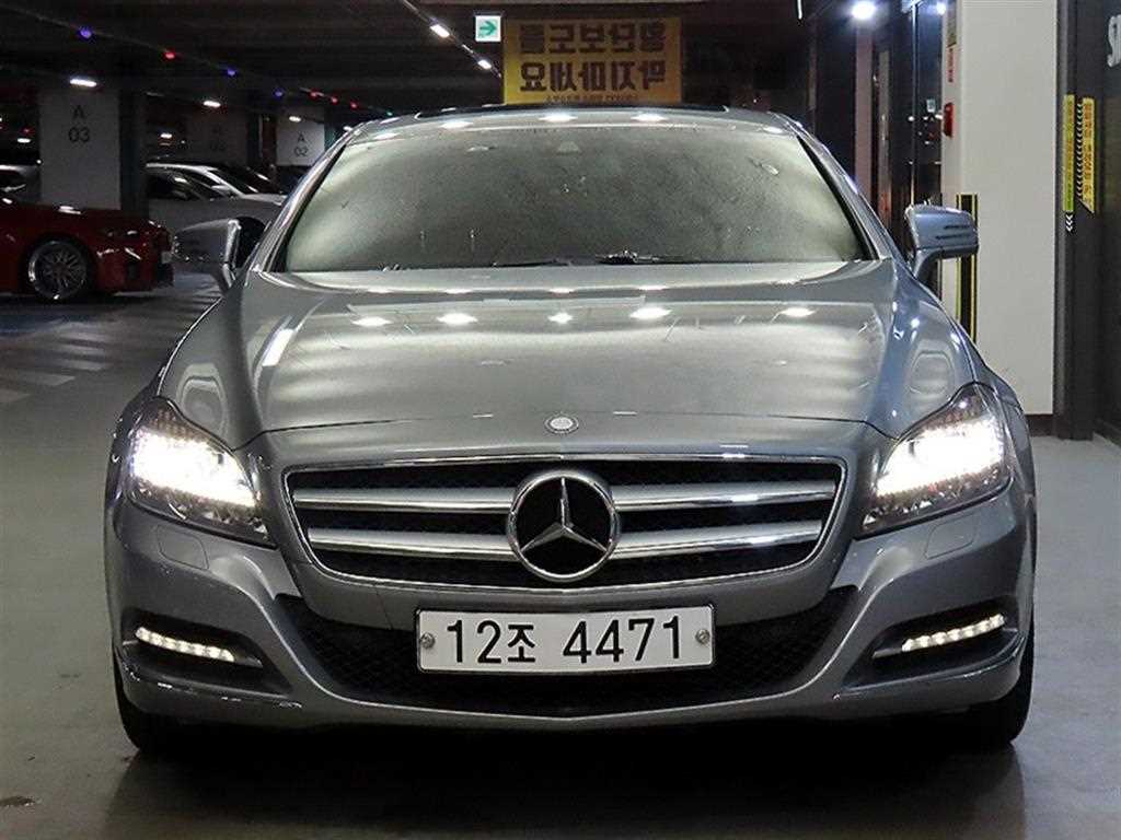 Mercedes Benz CLS Class - Vista 2