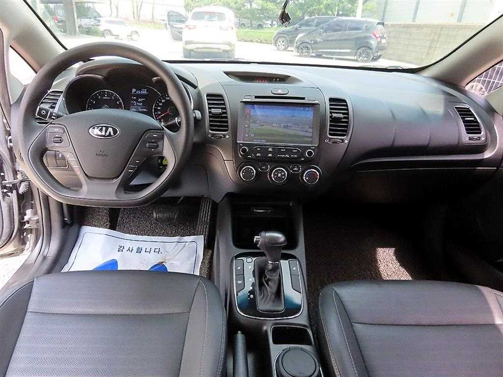 KIA K3 - Vista 7