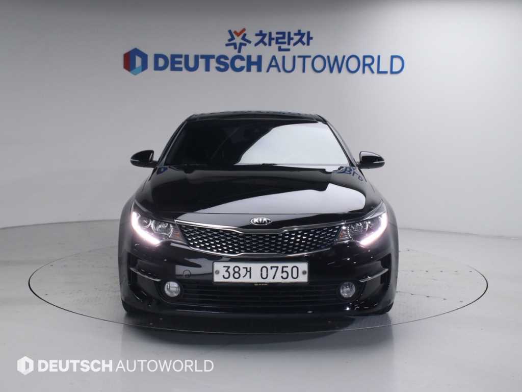 KIA K5 - Vista 3