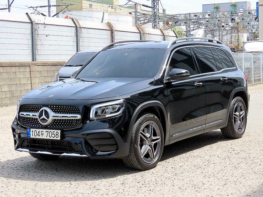 Mercedes Benz GLB Class - Vista 2