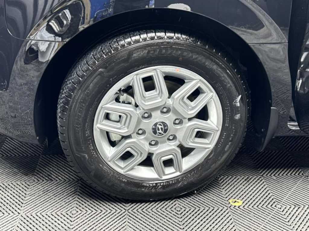 HYUNDAI Staria - Vista 6