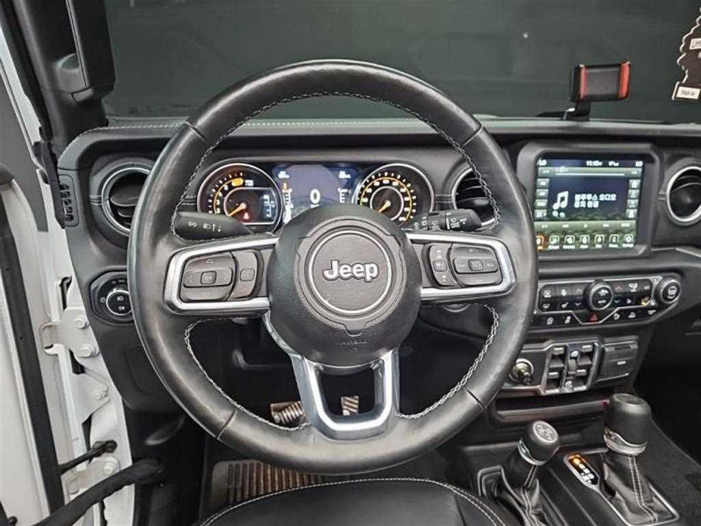 Jeep Wrangler - Vista 7