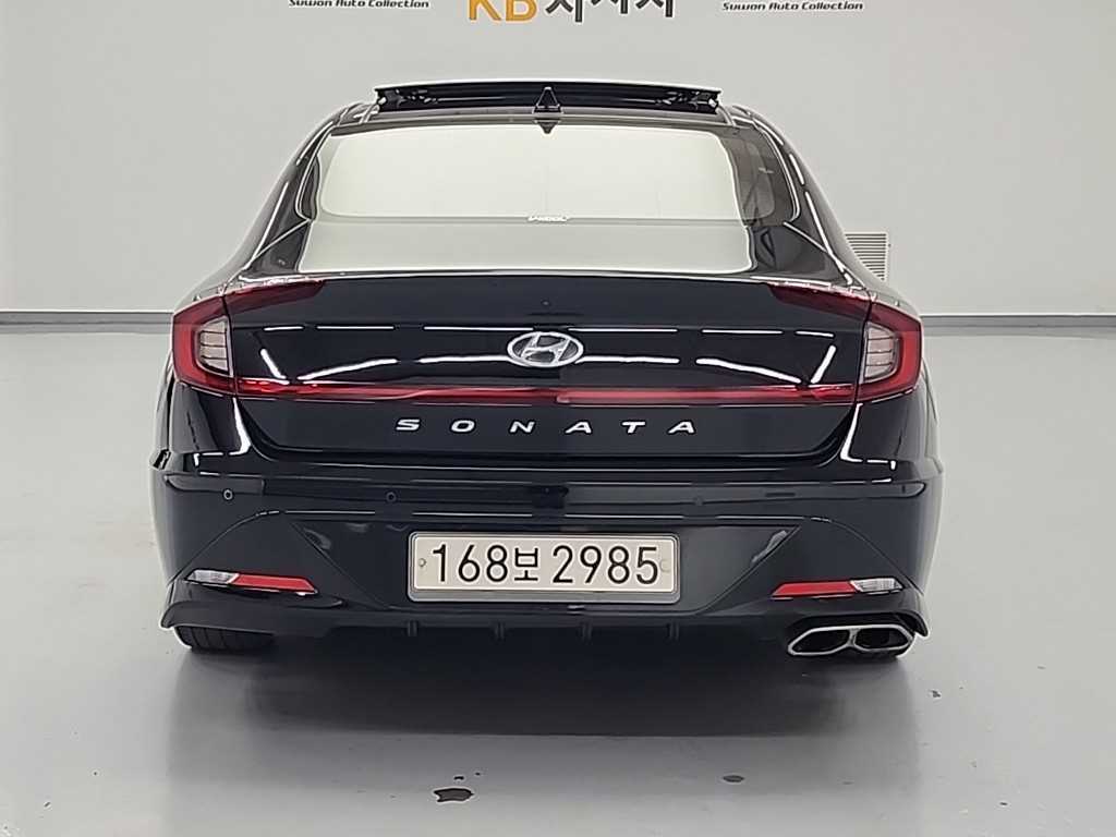HYUNDAI Sonata - Vista 3