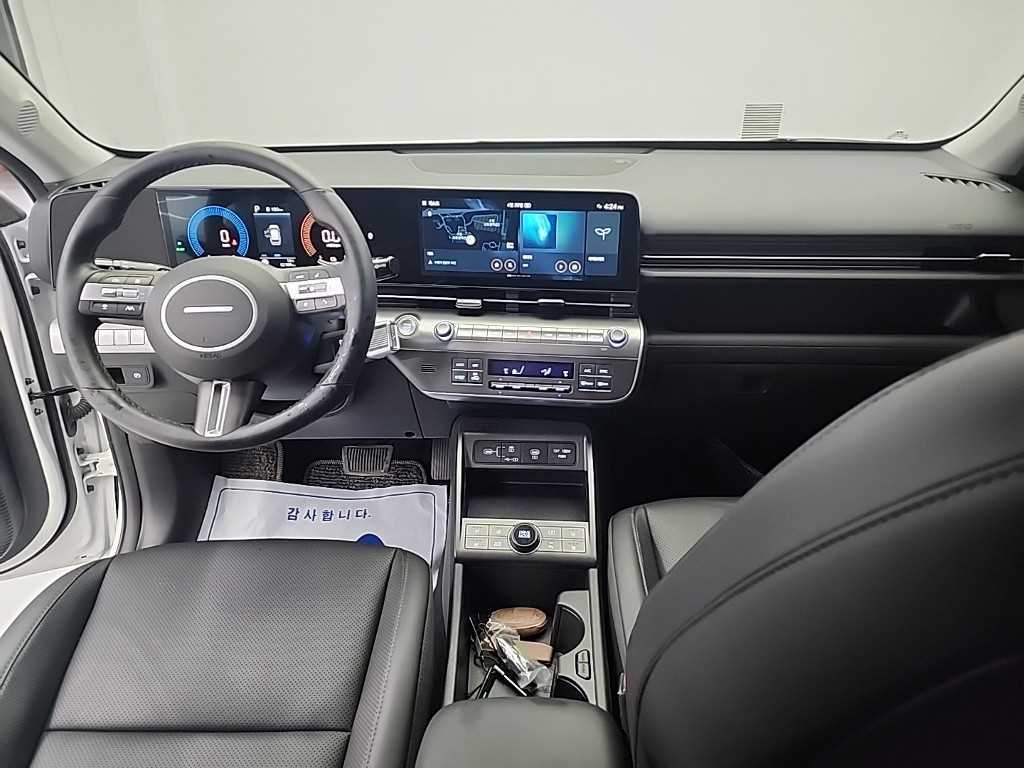 HYUNDAI Kona - Vista 7
