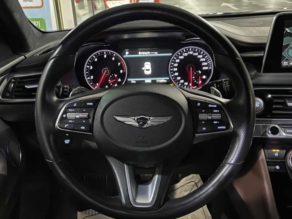 Genesis G70 - Vista 11