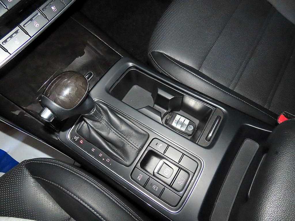 KIA Sorento - Vista 12