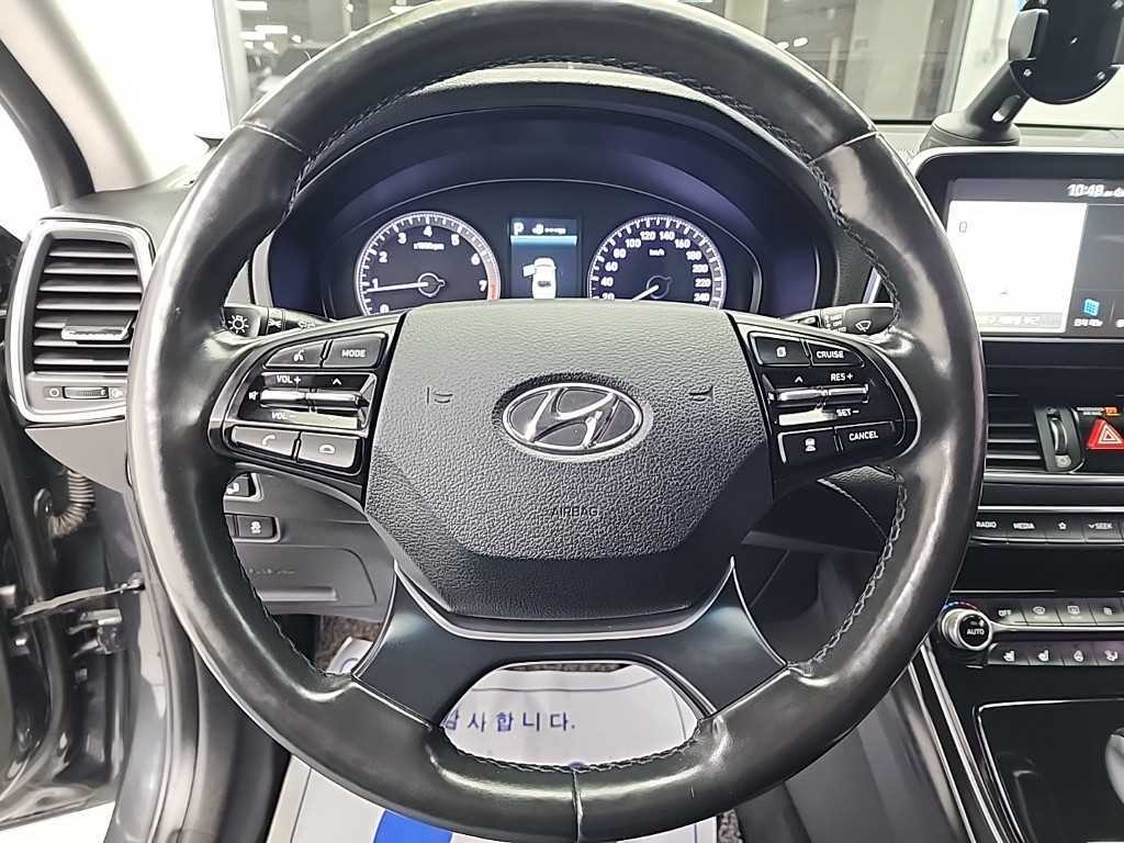 HYUNDAI Grandeur - Vista 9