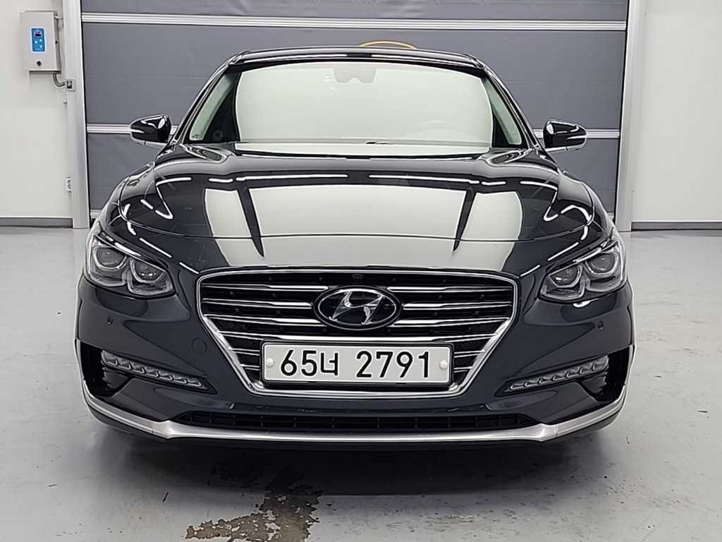 HYUNDAI Grandeur - Vista 2