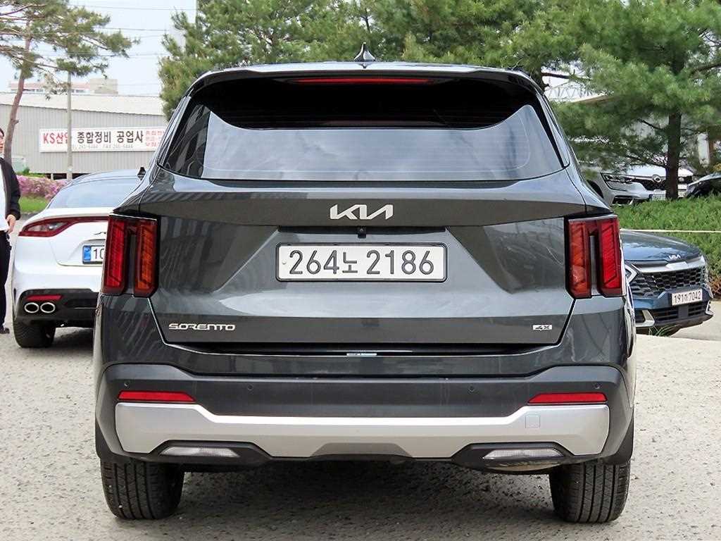 KIA Sorento - Vista 4