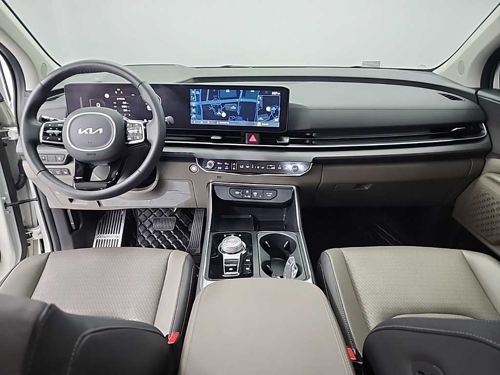 KIA Carnival - Vista 7