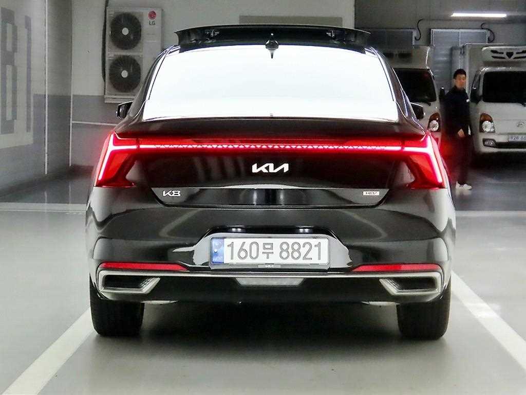 KIA K8 - Vista 3
