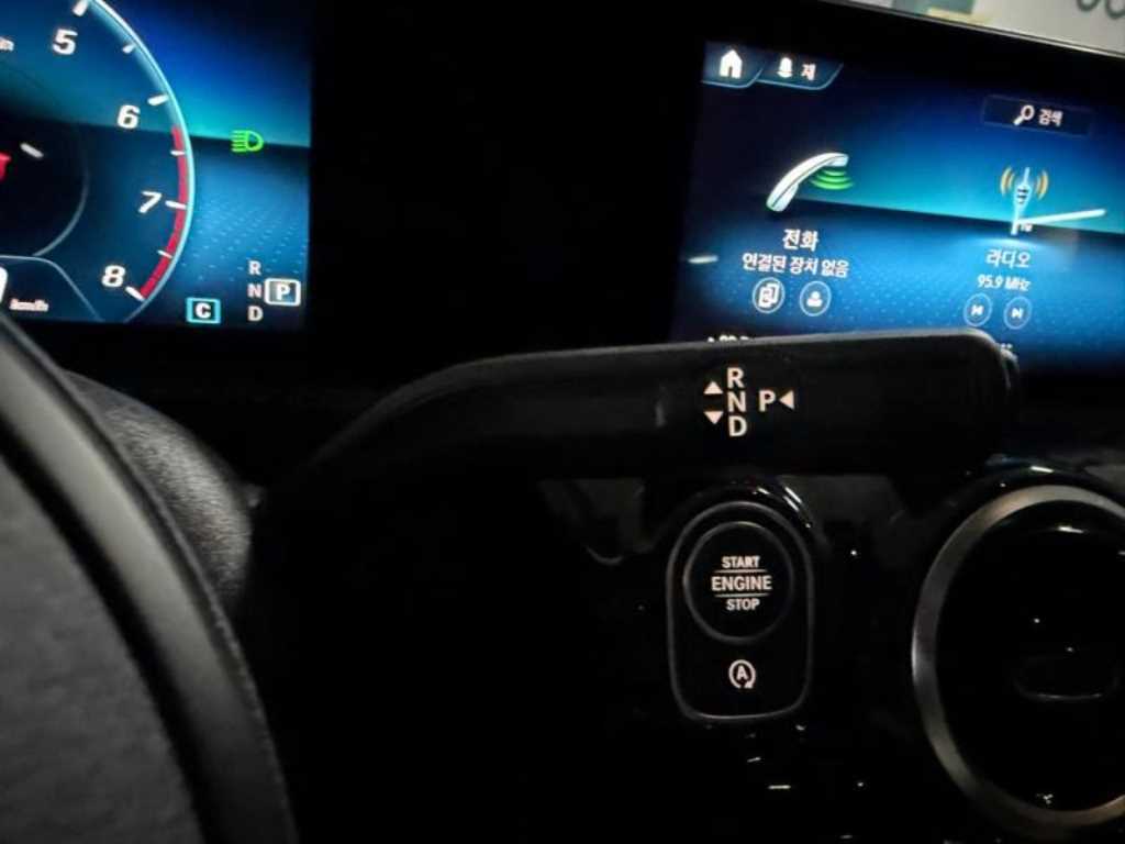 Mercedes Benz A Class 2019 Blanco - Importación desde Corea - HF Imports Iquique - Foto 14