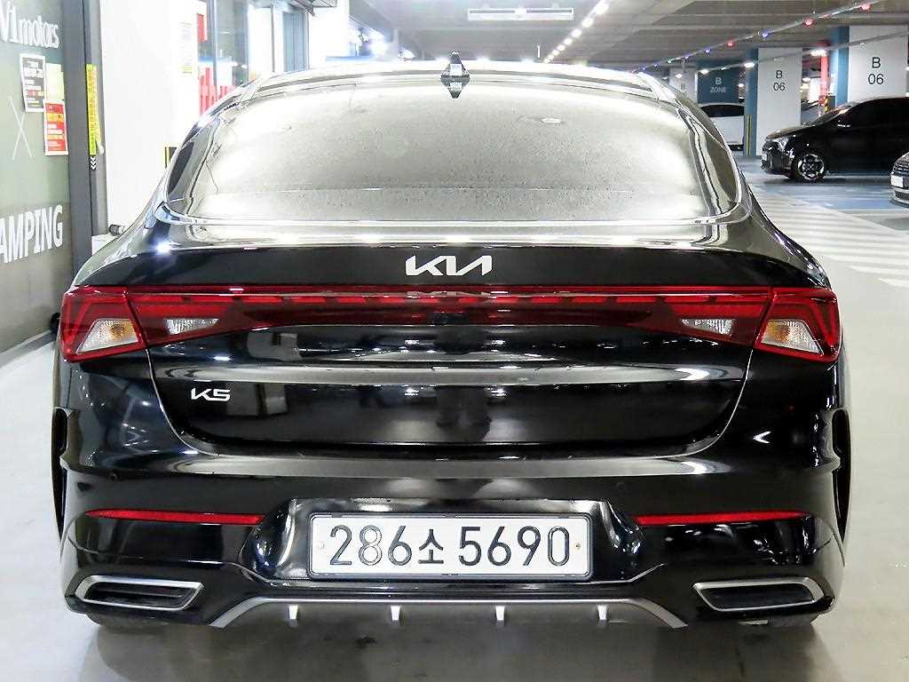 KIA K5 - Vista 5