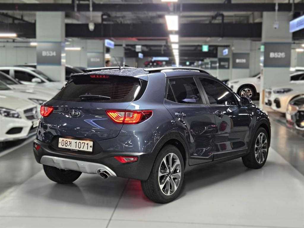 KIA Stonic - Vista 2