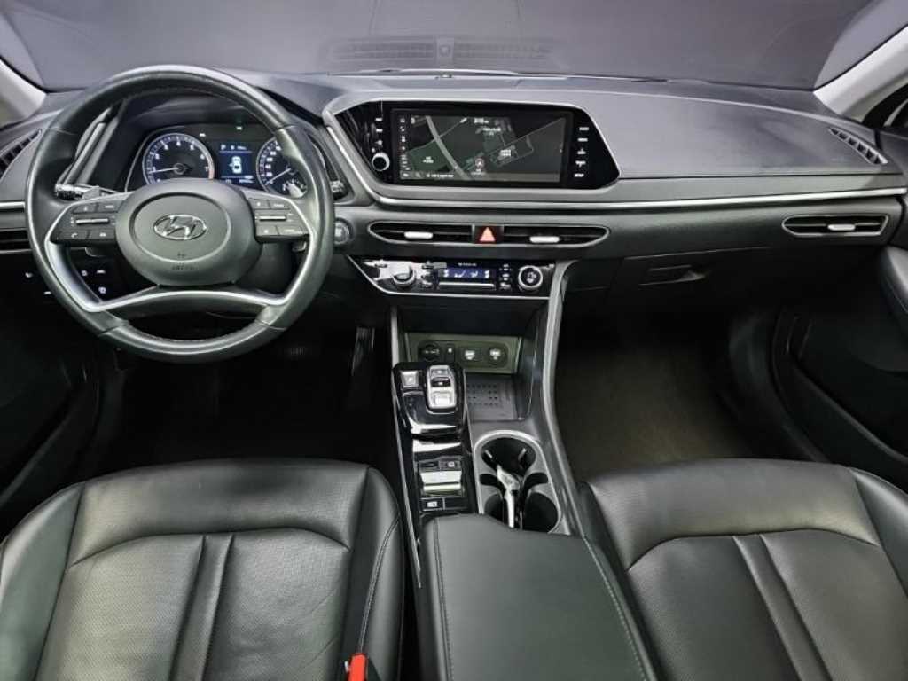 HYUNDAI Sonata - Vista 5