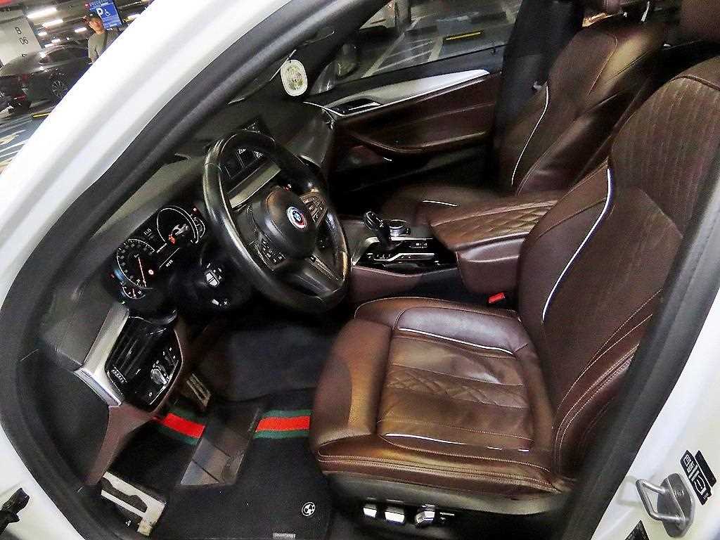 BMW 5 Series - Vista 6