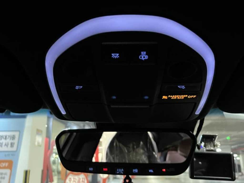 Genesis G70 - Vista 8