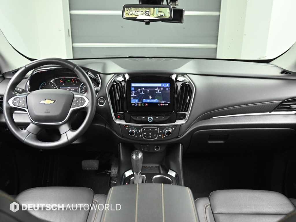 Chevrolet Travers - Vista 7