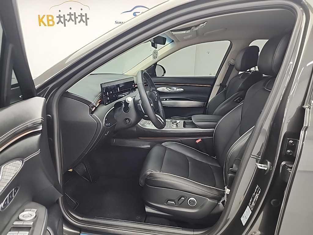 Genesis GV70 - Vista 11