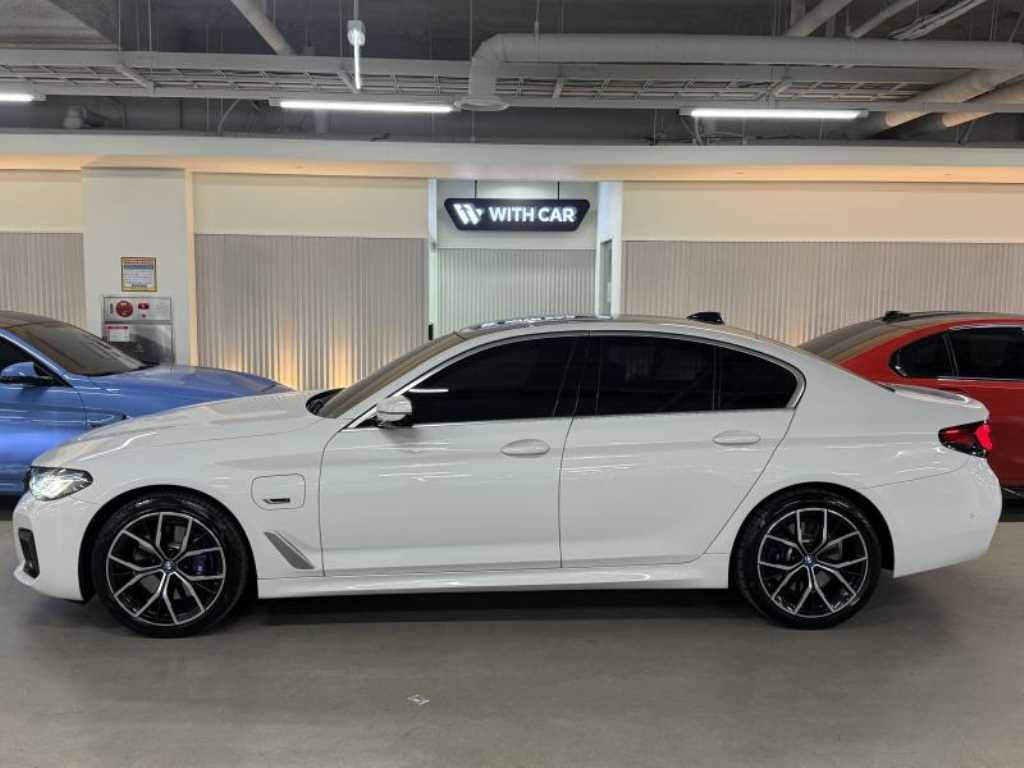 BMW 5 Series - Vista 5