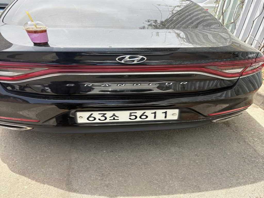 HYUNDAI Grandeur - Vista 2