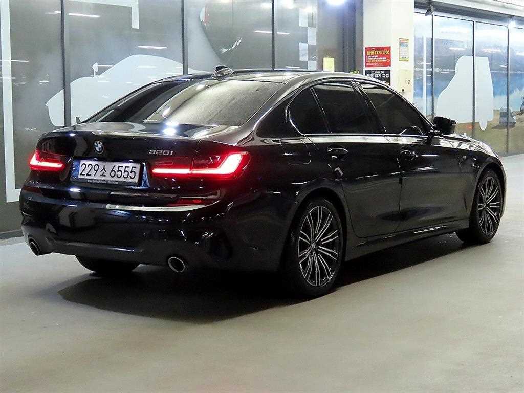 BMW 3 series - Vista 4
